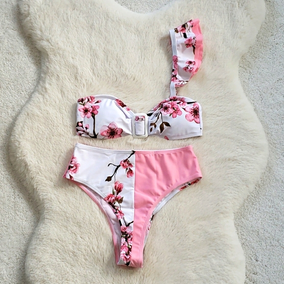 Pink Off Shoulder Ruffle Bandeau High Waist Bikini - Picture 4 of 11